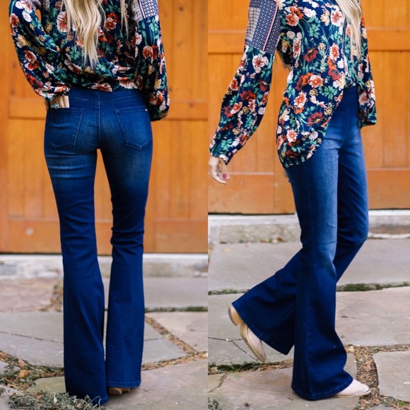 Belle of the Ball Jeans in Dark Wash Denim - Picture 2 of 5